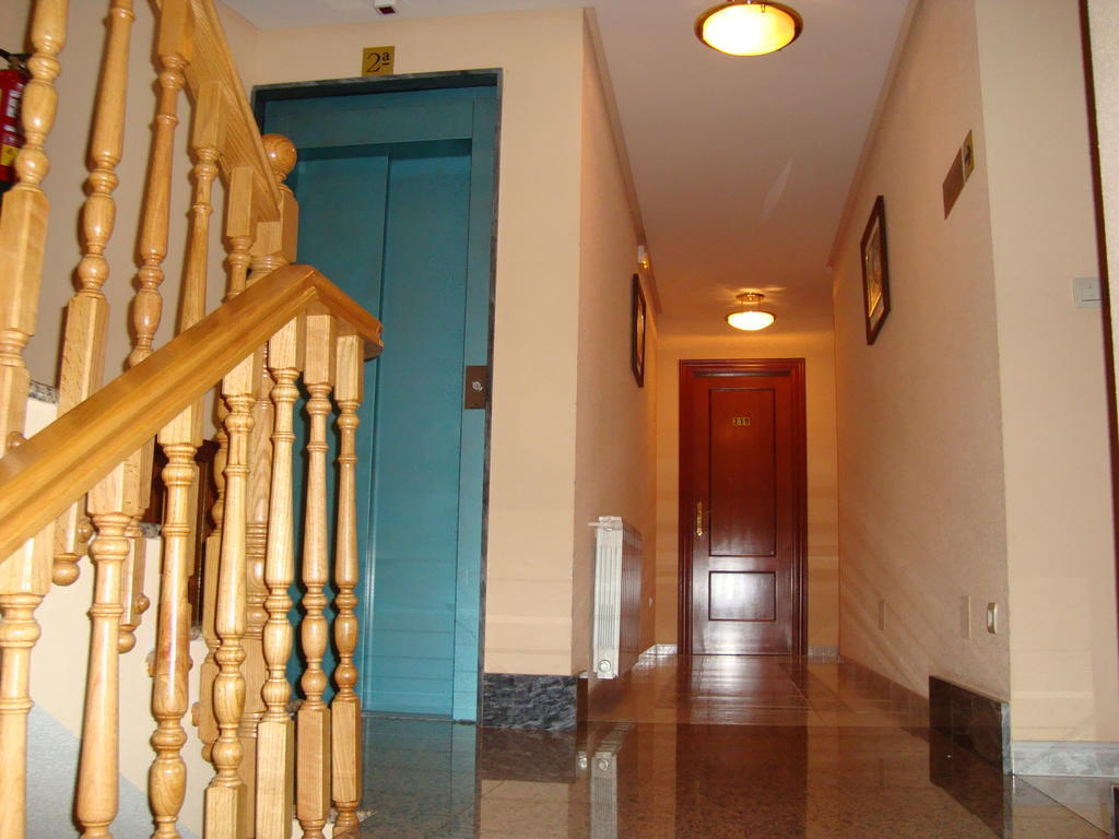 Hostal Universal Benavente Εξωτερικό φωτογραφία